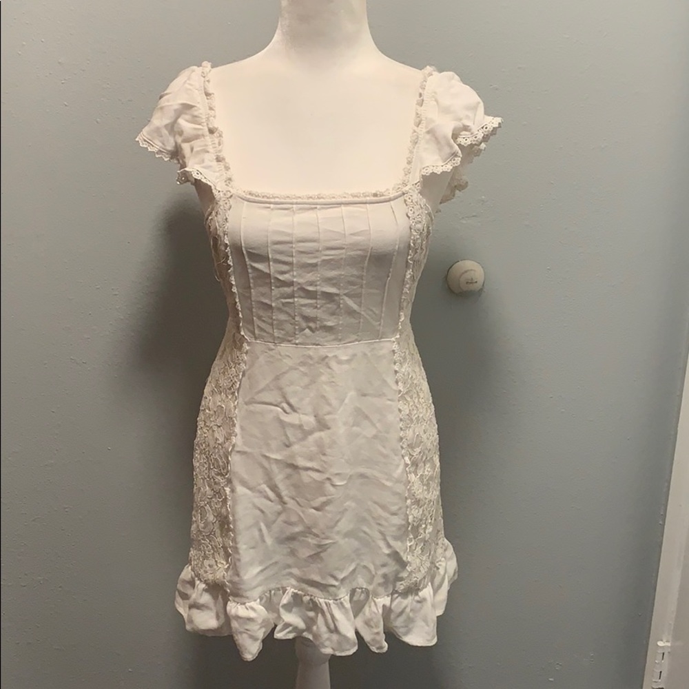 White forever 21 dress size medium